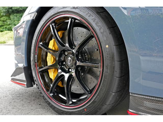 GT-R ニスモ スペシャルエディション 登録済未使用車 最終型2025年モデル 屋根付車庫保管 プライバシーガラス nismoフロアマット(7枚目)