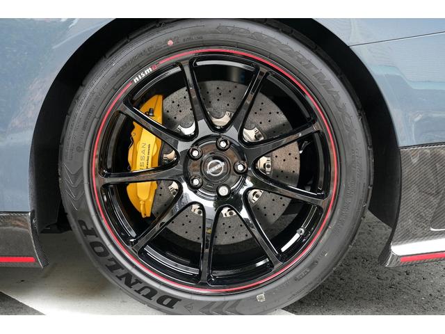 GT-R ニスモ スペシャルエディション 登録済未使用車 最終型2025年モデル 屋根付車庫保管 プライバシーガラス nismoフロアマット(8枚目)