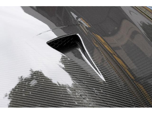 GT-R ニスモ スペシャルエディション 登録済未使用車 最終型2025年モデル 屋根付車庫保管 プライバシーガラス nismoフロアマット(16枚目)