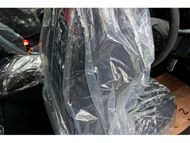 GT-R ニスモ スペシャルエディション 登録済未使用車 最終型2025年モデル 屋根付車庫保管 プライバシーガラス nismoフロアマット(38枚目)