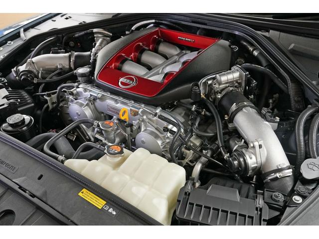 GT-R ニスモ スペシャルエディション 登録済未使用車 最終型2025年モデル 屋根付車庫保管 プライバシーガラス nismoフロアマット(40枚目)