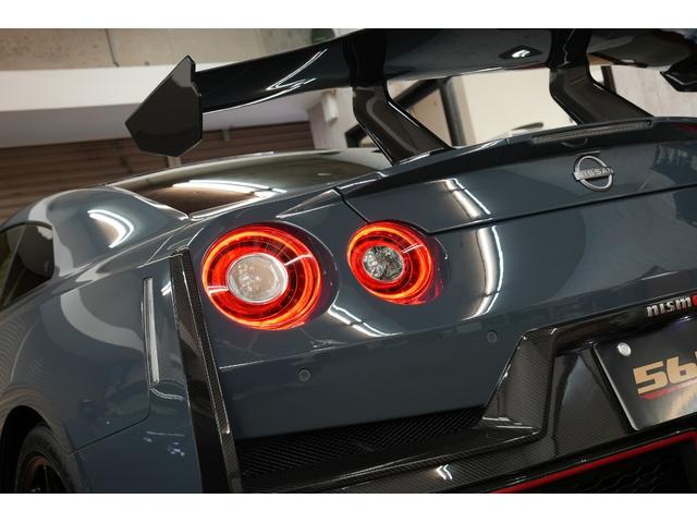 GT-R ニスモ スペシャルエディション 登録済未使用車 最終型2025年モデル 屋根付車庫保管 プライバシーガラス nismoフロアマット(52枚目)