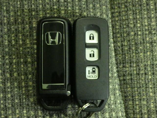 N-BOX L 禁煙■渋滞追従■前後Dレコ/ナビ/Rカメ/12セグ/BTA/LED/電暖席/Rソナー/CD/ETC2.0/ロールサンシェード/スマキー/ドアバイザ/間欠ワイパー/ハーフシェイドFガラス/CD/DVD(16枚目)