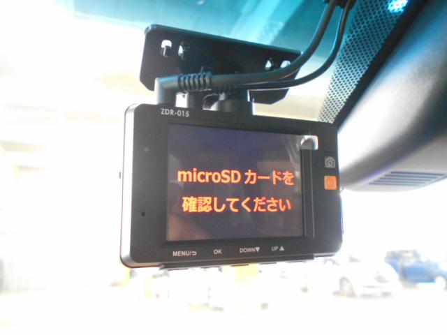 フリードハイブリッド ハイブリッド・Gホンダセンシング 禁煙■7人乗■ナビ/前後Dレコ/両電扉/電暖席/Rカメ/フルセグ/BTA/CD/ETC/LED/スマキー/ドアバイザ/間欠ワイパー/ロールサンシェード/オートリトラ+ヒーデットミラー/熱線入Fガラス(2枚目)
