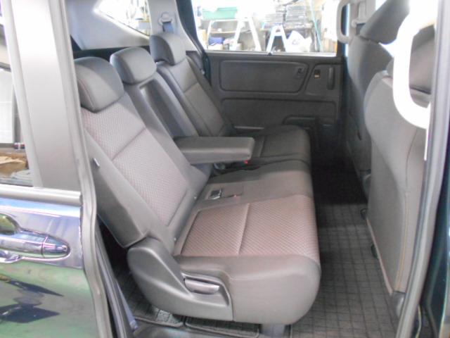 フリードハイブリッド ハイブリッド・Gホンダセンシング 禁煙■7人乗■ナビ/前後Dレコ/両電扉/電暖席/Rカメ/フルセグ/BTA/CD/ETC/LED/スマキー/ドアバイザ/間欠ワイパー/ロールサンシェード/オートリトラ+ヒーデットミラー/熱線入Fガラス(3枚目)