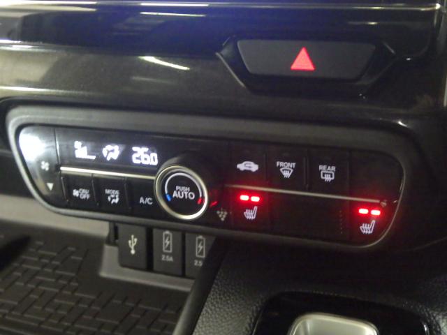 N-BOXカスタム G・Lターボホンダセンシング 禁煙/8型ナビ■タイヤR6年製■前後Dレコ/両電扉/電暖席/半革席/パドル/12セグ/BTA/CD/オートリトラミラー/ETC/逆突防止Rソナー/間欠ワイパ/フォグ/スマキー/プラズマクラスタ付AC(15枚目)