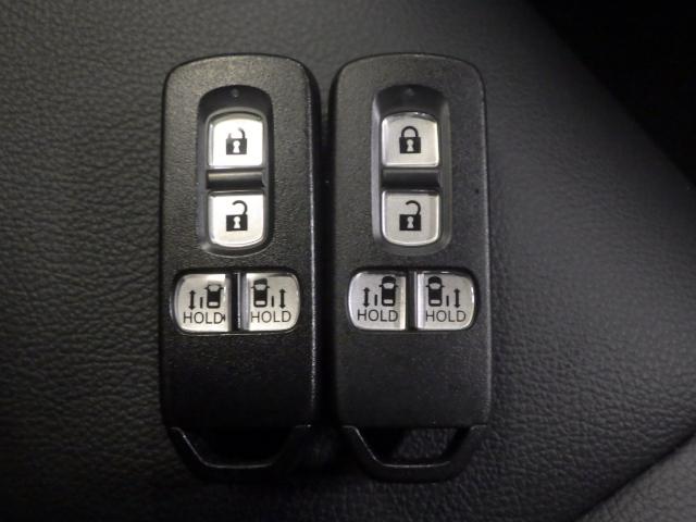 N-BOXカスタム G・Lターボホンダセンシング 禁煙/8型ナビ■タイヤR6年製■前後Dレコ/両電扉/電暖席/半革席/パドル/12セグ/BTA/CD/オートリトラミラー/ETC/逆突防止Rソナー/間欠ワイパ/フォグ/スマキー/プラズマクラスタ付AC(32枚目)