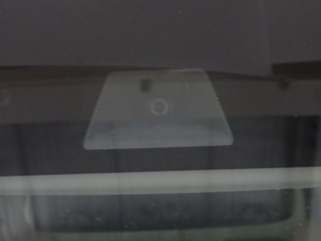 ホンダセンシング搭載！誤発進抑制機能・路外逸脱抑制機能・歩行者事故低減ステアリング・車線維持支援システム・先進車発進お知らせ機能など多彩な先進安全機能でより安全で快適なドライブを支援します。