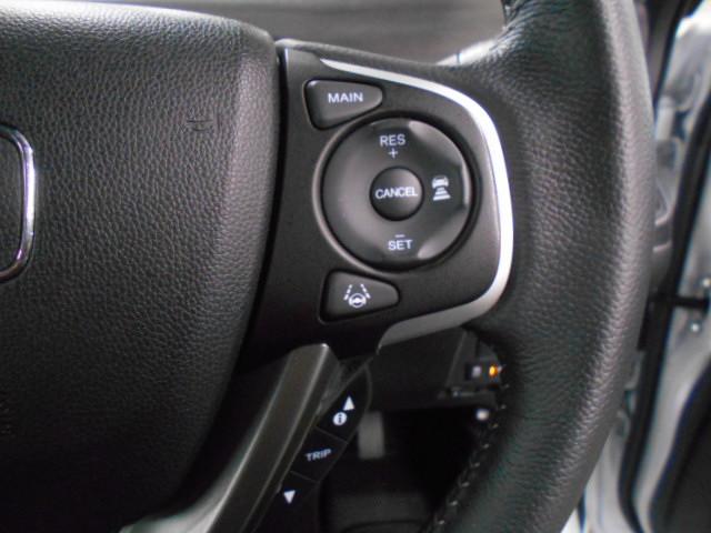 フリード+ハイブリッド ハイブリッド・クロスターホンダセンシング 6SRS/9型プレナビ/前後Dレコ■両側ハンズフリー電動扉■Fセンサー/半革席/12セグ/CD/BTA/電暖席/スマキー/ETC/LED/Rカメ/フォグ/禁煙/間欠ワイパ/熱線入ハーフシェイドFガ(11枚目)