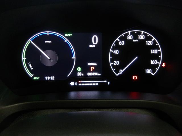 ヴェゼル e:HEV Z 禁煙/全周囲カメラ/BSインフォ■電暖舵■電暖席/プレミアムオーディオ/ドアバイザ/ナビ/PWテールゲート/半革席/12セグ/BTA/Qi給電/ETC/オートリトラ+ヒーデット+リバース連動ドアミラー(14枚目)