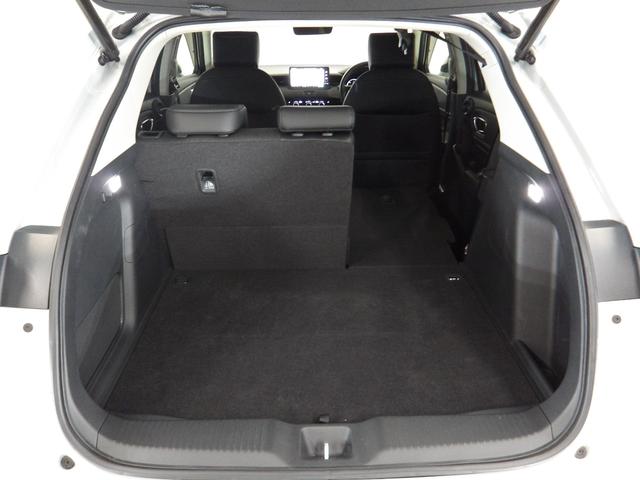 ヴェゼル e:HEV Z 禁煙/全周囲カメラ/BSインフォ■電暖舵■電暖席/プレミアムオーディオ/ドアバイザ/ナビ/PWテールゲート/半革席/12セグ/BTA/Qi給電/ETC/オートリトラ+ヒーデット+リバース連動ドアミラー(22枚目)