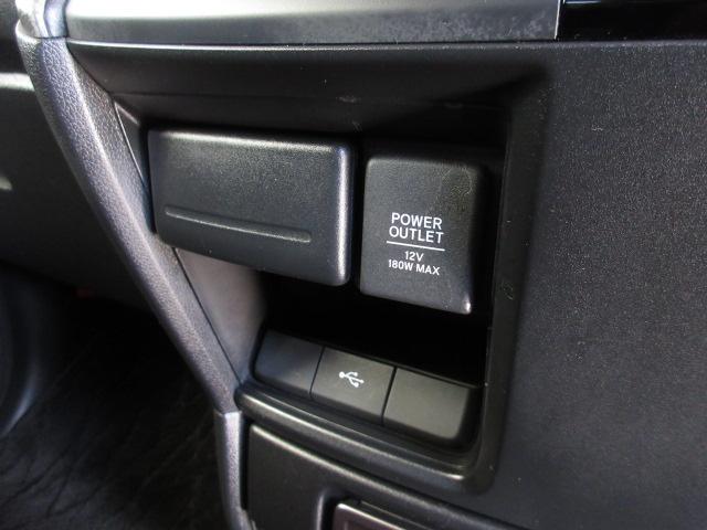 ステップワゴンスパーダ スパーダ　ホンダセンシング　禁煙／１０型ナビ■フロントカメラ■前後Ｄレコ／両電扉／Ｆソナー／ＥＴＣ２．０／１２セグ／ＢＴＡ／ＣＤ／Ｒカメ／スマキー／ＬＥＤフォグ／パドル／間欠ワイパー／ドアバイザ／ハーフシェイドＦガラス／ヒーデッ（10枚目）