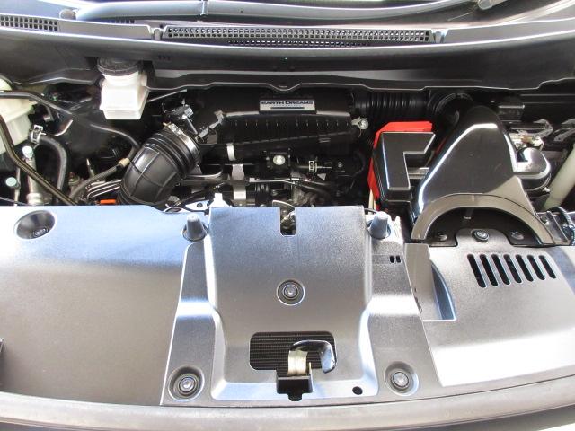 ステップワゴンスパーダ スパーダ　ホンダセンシング　禁煙／１０型ナビ■フロントカメラ■前後Ｄレコ／両電扉／Ｆソナー／ＥＴＣ２．０／１２セグ／ＢＴＡ／ＣＤ／Ｒカメ／スマキー／ＬＥＤフォグ／パドル／間欠ワイパー／ドアバイザ／ハーフシェイドＦガラス／ヒーデッ（16枚目）