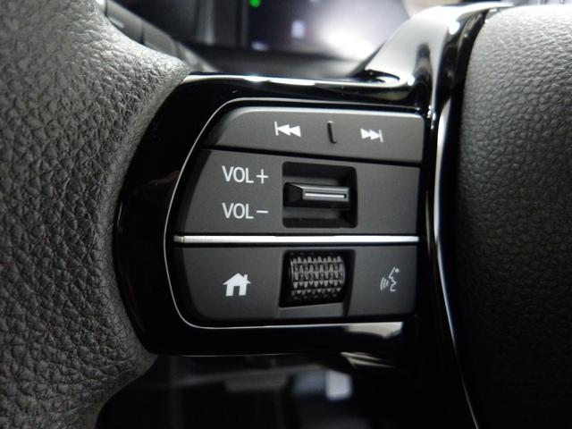 N-BOXカスタム ベースグレード 禁煙/デモカー/9型ナビ/前後Dレコ/両電扉/電暖席/Rカメ/フルセグ/LED/ETC/ロールサンシェード/BTA/CD/前後コーナーセンサー/6SRS/スマキー/オートリトラミラー/間欠ワイパー(10枚目)