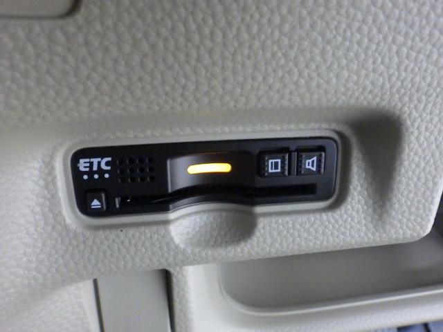 Ｎ－ＢＯＸ Ｇ・Ｌターボホンダセンシング　１オナ・禁煙・純正Ｍナビ・サイドＳＲＳ・前後ドラレコ・シートヒーター・ＬＥＤ・ＥＴＣ・ＵＳＢ・ブル－トゥース　イモビライザー　アイドルストップ　バックビューモニター　ターボエンジン　スマートキー（9枚目）