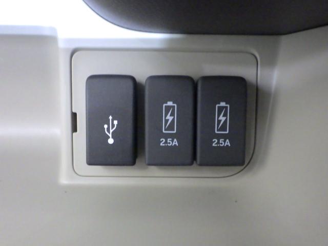 Ｎ－ＢＯＸ Ｇ・Ｌターボホンダセンシング　１オナ・禁煙・純正Ｍナビ・サイドＳＲＳ・前後ドラレコ・シートヒーター・ＬＥＤ・ＥＴＣ・ＵＳＢ・ブル－トゥース　イモビライザー　アイドルストップ　バックビューモニター　ターボエンジン　スマートキー（12枚目）