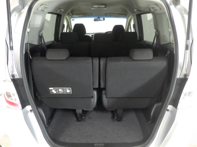 フリード Gジャストセレクション 禁煙車・純正Mナビ・天吊モニター・HID・2列目ベンチシート・ETC・VSA・片側電動スライドドア・スマートキー Bモニター スマトキー 地上デジタルTV 定期点検記録簿 助手席エアバッグ パワステ(14枚目)