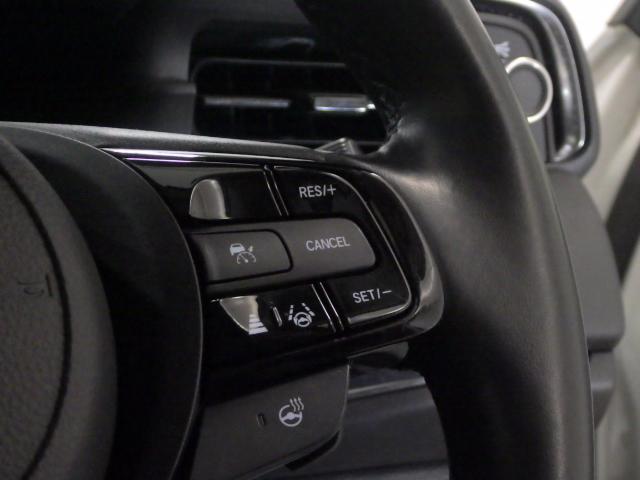 ヴェゼル e:HEVZ Hセンシング・禁煙・ワンオーナー・ブラインドスポットインフォメーション・前後ドラレコ 衝突回避支援ブレーキ機能 1オナ スマキ Pトランク フルオートエアコン Dレコ エアバッグ 両席エアバック(12枚目)