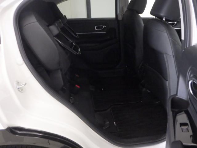 ヴェゼル e:HEVZ Hセンシング・禁煙・ワンオーナー・ブラインドスポットインフォメーション・前後ドラレコ 衝突回避支援ブレーキ機能 1オナ スマキ Pトランク フルオートエアコン Dレコ エアバッグ 両席エアバック(18枚目)