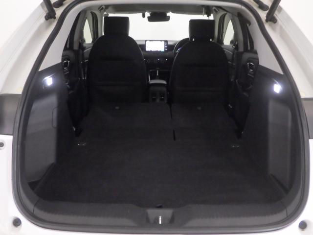 ヴェゼル e:HEVZ Hセンシング・禁煙・ワンオーナー・ブラインドスポットインフォメーション・前後ドラレコ 衝突回避支援ブレーキ機能 1オナ スマキ Pトランク フルオートエアコン Dレコ エアバッグ 両席エアバック(21枚目)