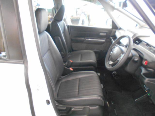 フリードハイブリッド ハイブリッド・Ｇホンダセンシング　両側電動スライドドア　ＬＥＤライト　ＥＴＣ　スマートキー　リアカメラ　軽減ブレーキ　キーフリーシステム　記録簿　ＤＶＤ再生可能　サイドカーテンエアバック　ＥＣＯＮ　禁煙　後カメラ　Ａクルーズ　横滑防止（16枚目）