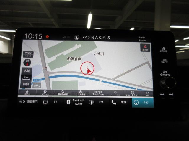 ヴェゼル e:HEVZ 1オナ・禁煙・純正Mナビ・全周囲カメラ・前後コーナーセンサー・前後ドラレコ・サイドSRS・運助シートヒーター・ハンズフリーパワーテールゲート・LED・ETC・USB・ブル-トゥース スマキ Pトランク(3枚目)