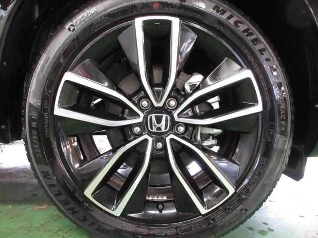 ヴェゼル e:HEVZ 1オナ・禁煙・純正Mナビ・全周囲カメラ・前後コーナーセンサー・前後ドラレコ・サイドSRS・運助シートヒーター・ハンズフリーパワーテールゲート・LED・ETC・USB・ブル-トゥース スマキ Pトランク(11枚目)