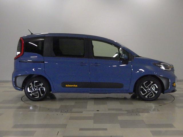 シエンタ Z グレイッシュブルー 360度カメラ 1オナ W電動ドア 禁煙 イモビ クルーズC USB LEDヘッドランプ ETC Sキー 横滑り防止機能 パワーウィンドウ エアバック ABS ウォークスルー(27枚目)