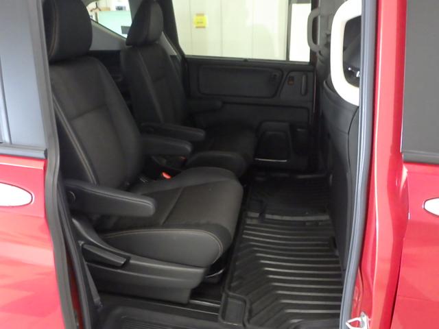 フリードハイブリッド ハイブリッド・クロスターホンダセンシング 1オナ・禁煙・純正Mナビ・前後ドラレコ・サイドSRS・運助シートヒーター・LED・ETC・USB・ブル-トゥース 両側Pスライドドア オートクルーズコントロール 記録簿 ワンオ-ナ- DVD再生可能(16枚目)