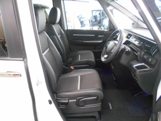 ステップワゴンスパーダ スパーダ・クールスピリット 1オナ・禁煙・社外Mナビ・無限マフラー・社外ドラレコ・サイドSRS・LED・ETC・ブル-トゥース・社外レーダー 両電動スライドドア シートH 追突軽減ブレーキ スマキー Bカメ Wエアコン ナビTV(12枚目)