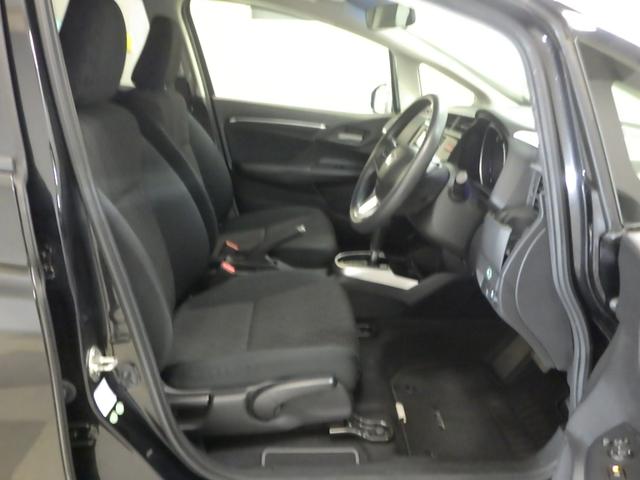 フィット 13G・Fパッケージ 1オナ・禁煙・純正Mナビ・14AW・ETC・CD・DVD・1セグ・ブル-トゥース イモビ ワンオーナー車 DVD再生可能 スマ-トキ- 記録簿有り VSA ETC付き 助手席エアバッグ Rカメラ PS(8枚目)