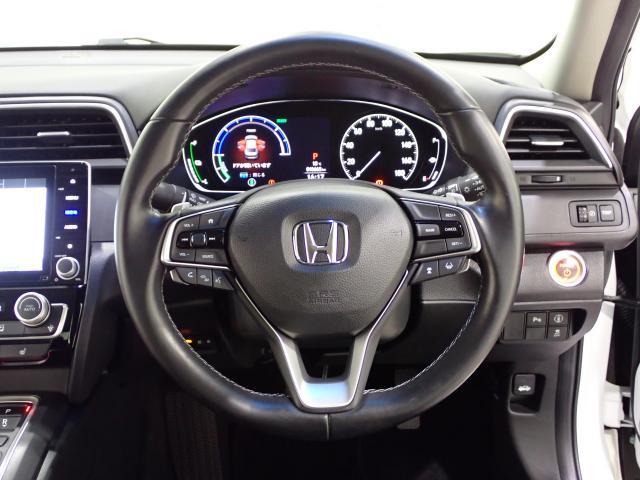 インサイト ＥＸ　黒革シート　１オーナー　禁煙　衝突軽減　Ｒカメラ　ＬＥＤライト　ＡＢＳ　前席シートヒーター　オ－トエアコン　ナビＴＶ　パワーウィンドウ　スマキー　クルコン　キーフリーシステム　サイドエアバック（12枚目）