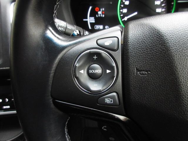 ヴェゼル ハイブリッドZ・ホンダセンシング 1オナ・禁煙・純正Mナビ・本革シート・運助パワーシート・運助シートヒーター・サイドSRS・LED・ETC・USB・ブル-トゥース レーダーサポート パワ-シ-ト 1オーナ- DVD再生機能 整備記録簿(12枚目)