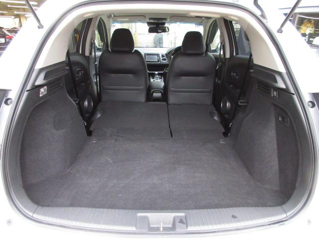 ヴェゼル ハイブリッドZ・ホンダセンシング 1オナ・禁煙・純正Mナビ・本革シート・運助パワーシート・運助シートヒーター・サイドSRS・LED・ETC・USB・ブル-トゥース レーダーサポート パワ-シ-ト 1オーナ- DVD再生機能 整備記録簿(18枚目)