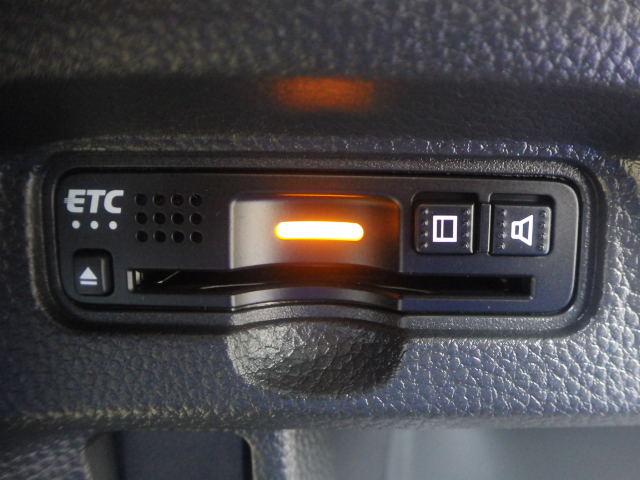 N-BOXカスタム G・Lターボホンダセンシング いまコレ+・禁煙・ワンオーナー・両側電動・フルセグTV・Bluetooth USB接続 地デジ サイドカーテンエアバック Bモニター LEDライト VSA ターボエンジン キーレスエントリー スマキー(7枚目)