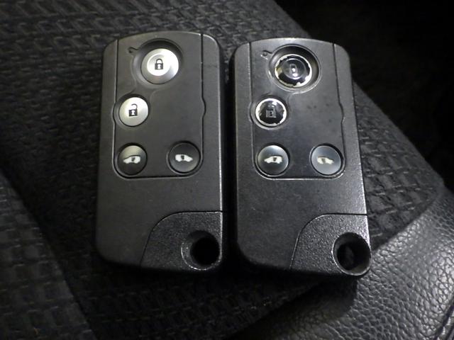 ステップワゴンスパーダ Zクールスピリット 両側電動スライドドア ETC スマートキー バックカメ ワンオーナー キーフリー ナビTV 横滑防止 記録簿付き DVD視聴可能 フルオートエアコン パワーウインドウ 禁煙 Aクルーズ 三列シート(5枚目)