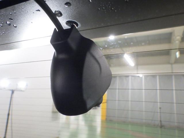 ヴェゼル ｅ：ＨＥＶＺ　１オナ・禁煙・純正Ｍナビ・全周囲カメラ・サイドＳＲＳ・前後コーナーセンサー・電動テールゲート・ブラインドスポットインフォメーション・ＢＯＳＥスピーカーシステム・ＬＥＤ・ＥＴＣ・ＵＳＢ・ブル－トゥース（8枚目）