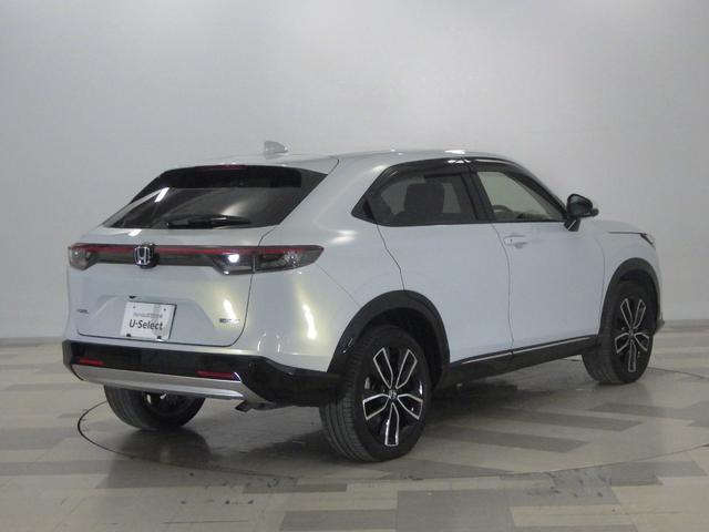 ヴェゼル ｅ：ＨＥＶＺ　１オナ・禁煙・純正Ｍナビ・全周囲カメラ・サイドＳＲＳ・前後コーナーセンサー・電動テールゲート・ブラインドスポットインフォメーション・ＢＯＳＥスピーカーシステム・ＬＥＤ・ＥＴＣ・ＵＳＢ・ブル－トゥース（33枚目）