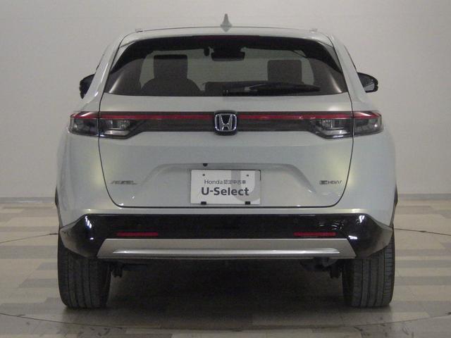 ヴェゼル ｅ：ＨＥＶＺ　１オナ・禁煙・純正Ｍナビ・全周囲カメラ・サイドＳＲＳ・前後コーナーセンサー・電動テールゲート・ブラインドスポットインフォメーション・ＢＯＳＥスピーカーシステム・ＬＥＤ・ＥＴＣ・ＵＳＢ・ブル－トゥース（34枚目）