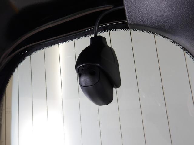 ステップワゴンスパーダ スパーダ・クールスピリットホンダセンシング　禁煙・ワンオーナー・リア席モニター・両側電動ドア・シートヒーター・フルセグＴＶ・Ｂｌｕｅｔｏｏｔｈ　サイドエアバック　スマートキ　左右電動スライドドア　バックモニタ　Ｗエアコン　地ＴＶ　ナビ＆ＴＶ（6枚目）