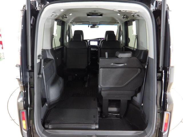 ステップワゴンスパーダ スパーダ・クールスピリットホンダセンシング　禁煙・ワンオーナー・リア席モニター・両側電動ドア・シートヒーター・フルセグＴＶ・Ｂｌｕｅｔｏｏｔｈ　サイドエアバック　スマートキ　左右電動スライドドア　バックモニタ　Ｗエアコン　地ＴＶ　ナビ＆ＴＶ（28枚目）