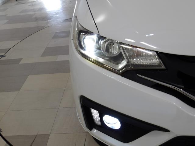 フィット ＲＳ　１オナ・禁煙・モデューロサス・運助モデューロカスタマイズシート・ＳＥＥＫＥＲ製マフラー・社外フロントリップスポイラー・純正Ｍナビ・社外前後ドラレコ・クルーズコントロール・ＬＥＤ・ＥＴＣ・ブル－トゥース（10枚目）