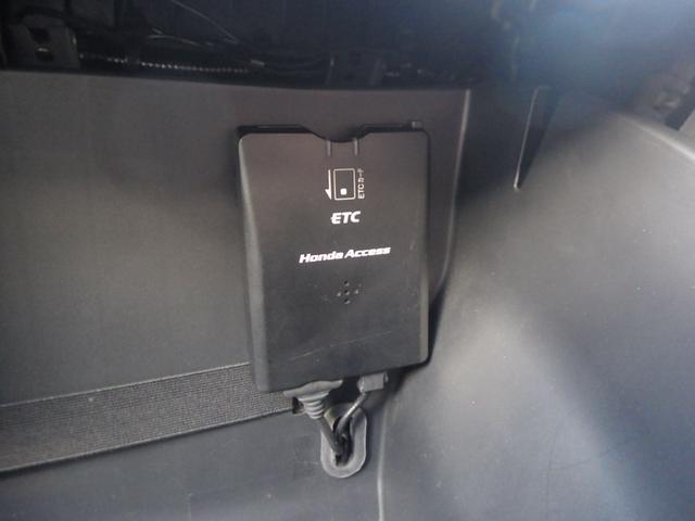 フィット ＲＳ　１オナ・禁煙・モデューロサス・運助モデューロカスタマイズシート・ＳＥＥＫＥＲ製マフラー・社外フロントリップスポイラー・純正Ｍナビ・社外前後ドラレコ・クルーズコントロール・ＬＥＤ・ＥＴＣ・ブル－トゥース（15枚目）