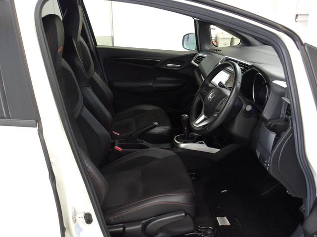 フィット ＲＳ　１オナ・禁煙・モデューロサス・運助モデューロカスタマイズシート・ＳＥＥＫＥＲ製マフラー・社外フロントリップスポイラー・純正Ｍナビ・社外前後ドラレコ・クルーズコントロール・ＬＥＤ・ＥＴＣ・ブル－トゥース（20枚目）