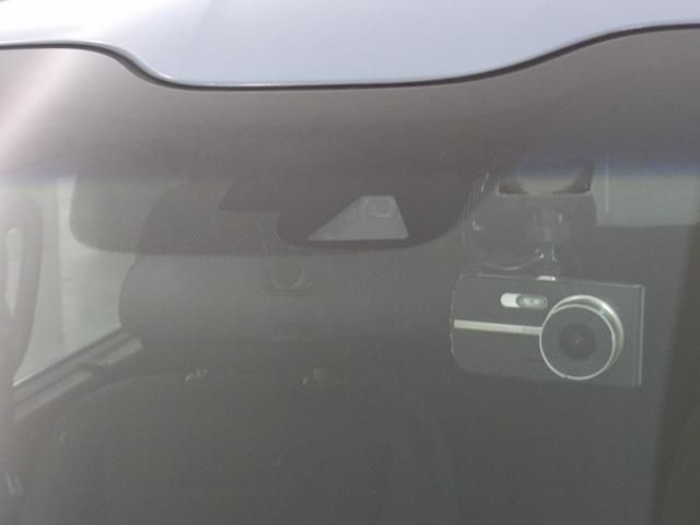 フリード Ｇ・ホンダセンシング　６人乗り　シートヒーター　ＥＴＣ　ＬＥＤ　Ｆセグ　追突被害軽減ブレーキ　ｉストップ　Ｗエアバッグ　パワーウィンドウ　１オ－ナ－　アクティブクルーズコントロール　スマートキ　カーテンエアバッグ　禁煙（17枚目）