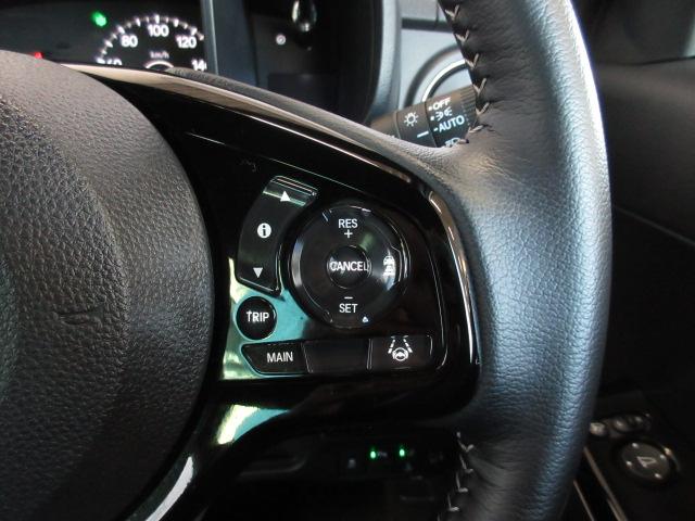 Ｎ－ＯＮＥ プレミアム　ホンダセンシング　ドライブレコーダー　ＥＴＣ　リアカメラ　ＬＥＤライト　スマートキー　ＵＳＢポート　禁煙　ワンオーナー車　ＤＶＤ再生　ＥＳＣ　コーナーセンサー　シ－トヒ－タ－　バックカメラ　フルセグ（11枚目）