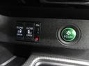 両側電動スライドドア!!荷物で手が塞がる時など簡単にドアの開閉が出来ます!何より力いらずで開閉OK!女性やお年寄りにも優しい♪電動機能はOFFにもできますから元気なお子様の駆け出しも安心!
