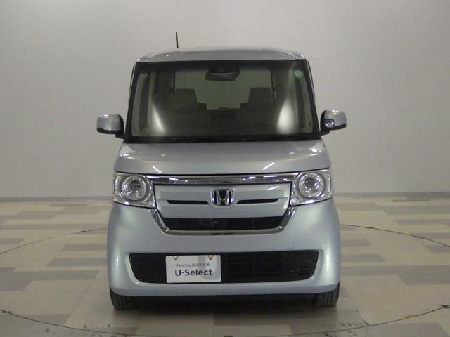 N-BOX G・Lターボホンダセンシング 前後ドライブレコーダー ドアバイザー オートリトラミラー アレルクリーンプラスシート 360°スーパーUV・IRカットパッケージ 充電用USBジャック 本革巻ステアリングホイール パドルシフト(30枚目)