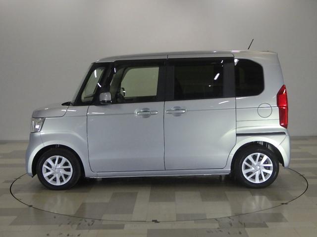 N-BOX G・Lターボホンダセンシング 前後ドライブレコーダー ドアバイザー オートリトラミラー アレルクリーンプラスシート 360°スーパーUV・IRカットパッケージ 充電用USBジャック 本革巻ステアリングホイール パドルシフト(31枚目)