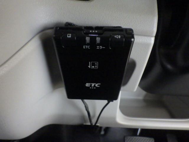 N-BOX ベースグレード 4.5点高評価 サンシェード内蔵大型ルーフC いまコレ+新品フロアマット付 コンビニフック付シートバックT オートリトラM 左右独立式リアセンターA 予約R/降車時オートドアR機能 リアシートR 禁煙(3枚目)